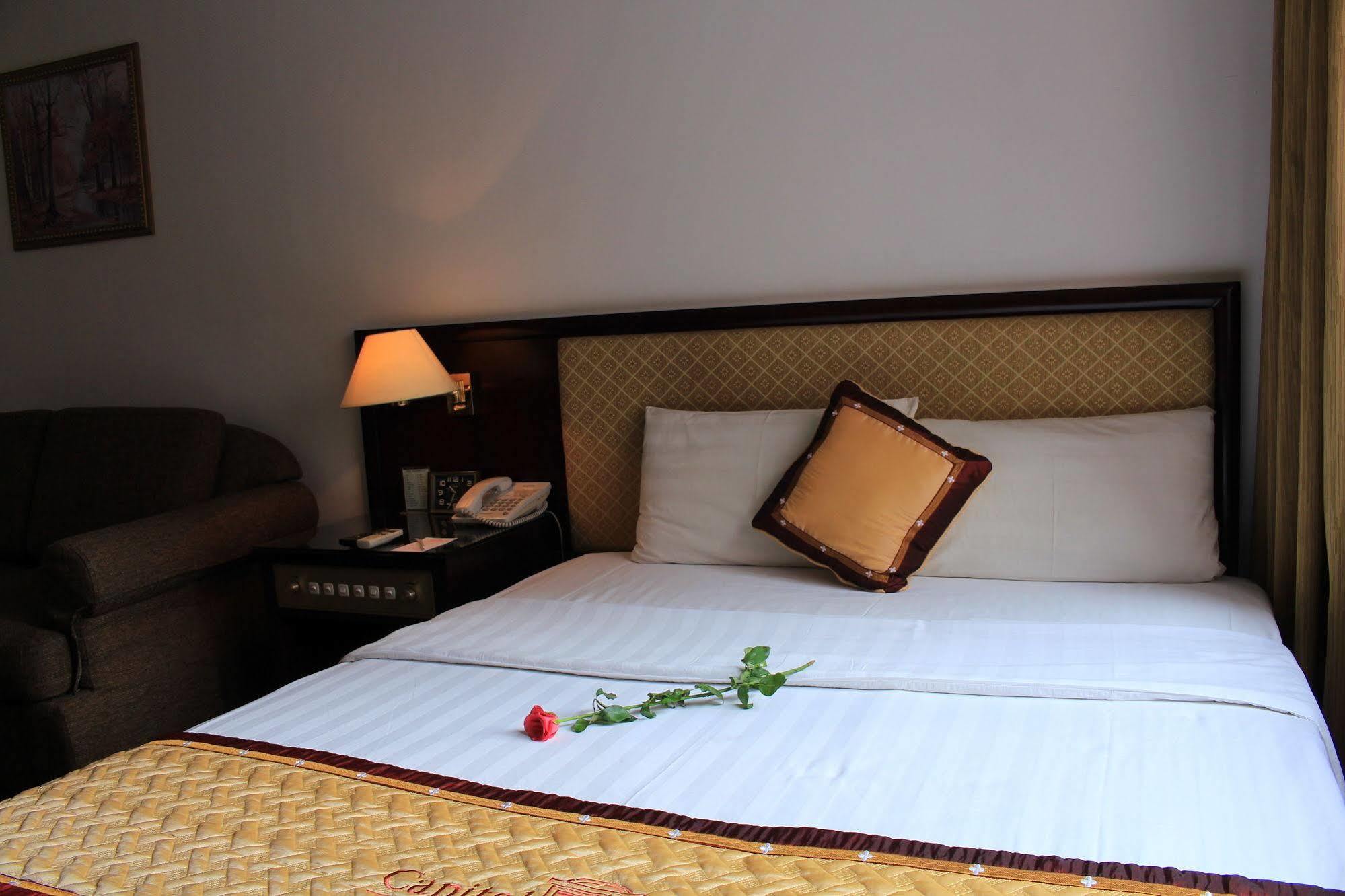 Capital Garden Hotel Ханой Экстерьер фото